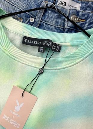 Удлиненный оверсайз-свитшот в стиле тай дай missguided x playboy5 фото