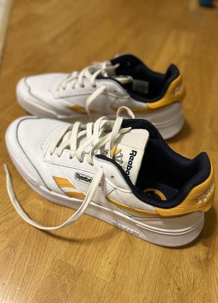 Кросівки шкіряні reebok club c legacy, p.391 фото