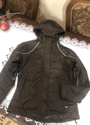 Жіноча вітрівка , колір хакі.