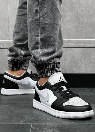 Чоловічі кросівки nike air max, nike air force 1, nike air jordan 1, nike zoom fly, nike vomero 5, nike blazer, nike lebron, nike cortez, nike m2k4 фото