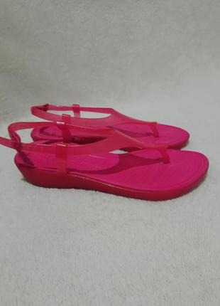 Босоножки, вьетнамки crocs w6, р. 35-36, стелька 23 см