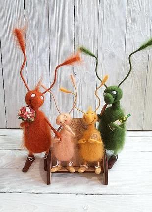 Таракан из шерсти