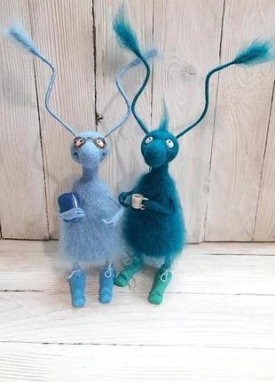 Таракан из шерсти