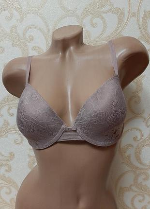 Красивый бюстгальтер primark