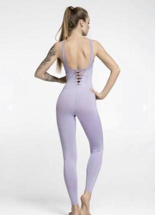 Спортивный комбинезон designed for fitness
