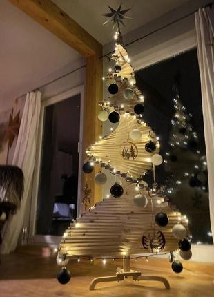 Сучасна дерев'яна новорічна ялинка ручної роботи. найкращі різдвяні подарунки та прикраси 2022-20235 фото
