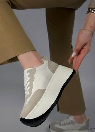 ▪️жіночі нові кросівки білі-бежеві масивні снікерси кеди висока масивна танкетка...