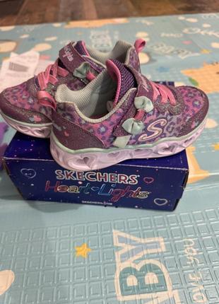 Кроссовки skechers