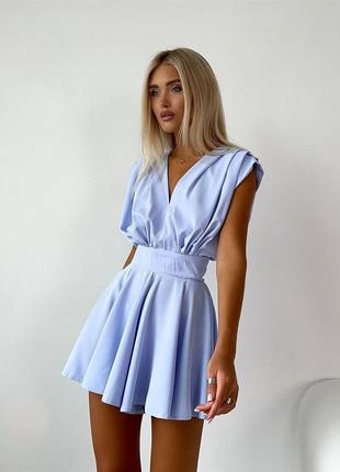 Голубое платье миди