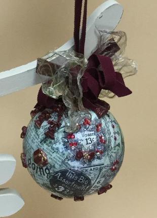 Рождественский шар, инкрустированный swarovski  и короб santa’s shop6 фото
