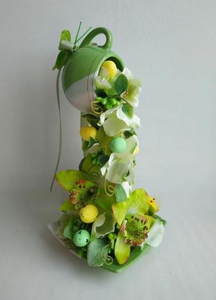 Сувенір літаюча чашка декор квіти пасха великдень подарунок статуетка