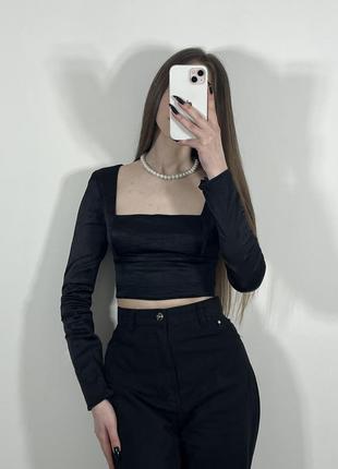 Сатиновый топ с открытой спинкой от zara