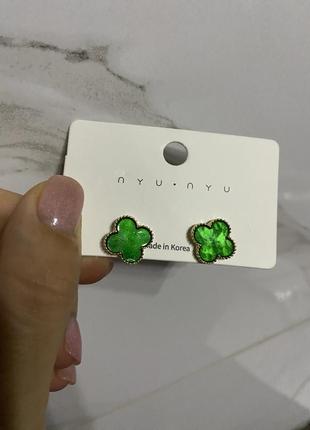 Сережки листочки конюшини