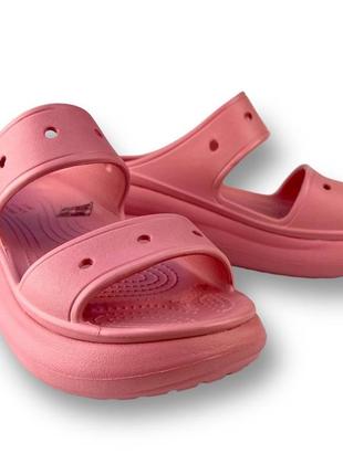 Сандалии на высокой платформе кроксы crocs classic crush sandal blossom (р.36-45)