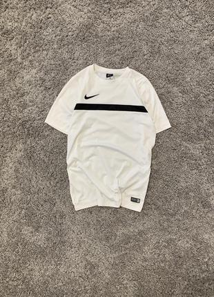 Футболка nike dri fit тішка найк