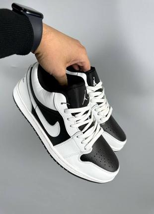 Чоловічі кросівки найк аір джордан чорно-білі / nike air jordan black white5 фото