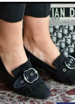 Жіночі туфельки

 😍цікава моделька
👍 якість гарна