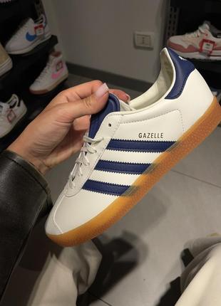 Новые кроссовки adidas gazelle 37,38,39