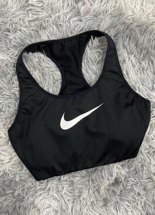 Спортивный топ nike2 фото