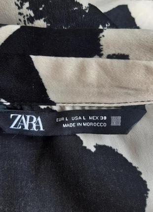 Стильное платье миди на пуговицах, на запах в цветочный принт zara9 фото