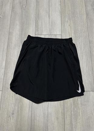 Шорти nike challenger 7in black