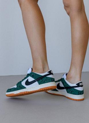 Женские кроссовки nike sb dunk low green snake7 фото