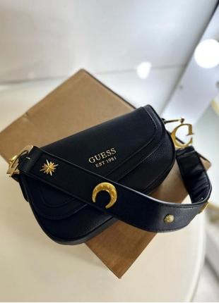 Сумка в стилі guess