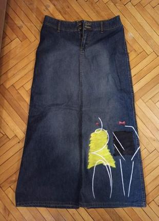 Джинсовая юбка с росписью4 фото