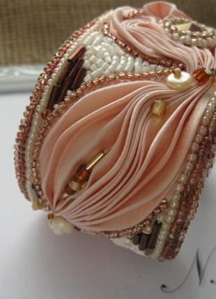 Комплект украшений с лентой шибори в персиковом цвете3 фото