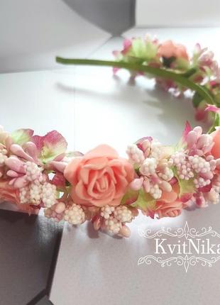 Нежно персиковый веночек из роз фоамирана на фотосессию, день рождения или на каждый день4 фото