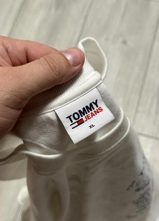 Футболка tommy jeans take it easy worldwide logo t-shirt5 фото