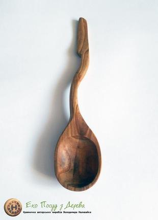 Деревянная ложка из ореха1 фото