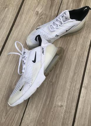 Кросівки демісезоні nike air max 270 ah8050-100 білі кроссовки демисезонные nike air max 270 ah8050-100 белые4 фото