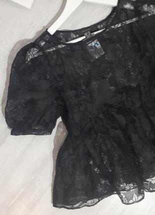 Черная блуза с цветочным принтом primark/черная блуза с объемными рукавами2 фото