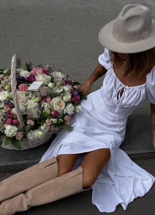 Модна жіноча сукня довга з розрізом біла новинка 20248 фото