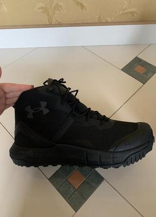 Мужские черные ботинки ua micro g valsetz mid under armour4 фото