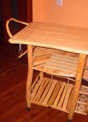 Пересувний журнальний столик з дуба