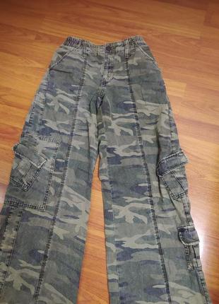 Камуфляжные штаны котоновые джинсы женские милитари военные джогеры карго палацо трубы широкие клеш2 фото