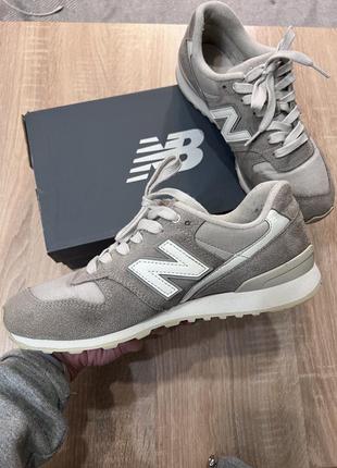 Кроссовки new balance (оригинал), 39р.2 фото