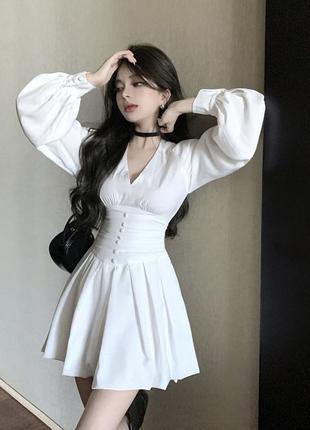 Стильна лялькова біла сукня з v-подібним вирізом нова2 фото