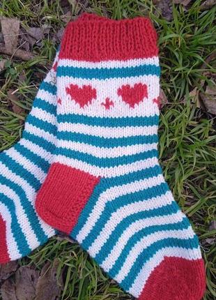 "новорічні шкарпетки" з орнаментом сердечка ручної роботи2 фото