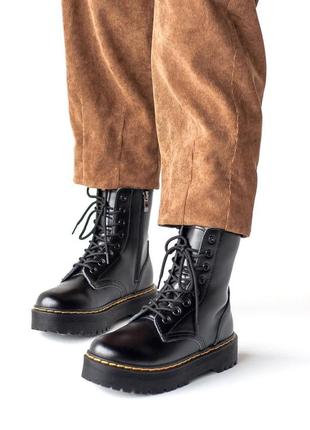 Зимние ботинки dr. martens jadon платформа черные5 фото