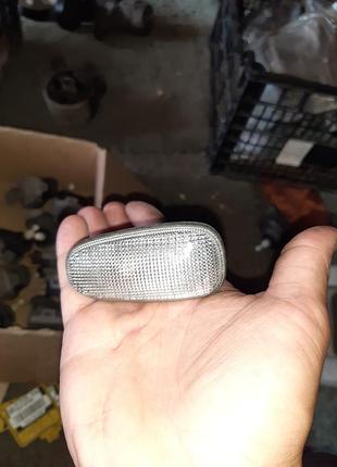 Повторювач поворотів світлий білий обель астра g розбирання opel astra zafira vectra зафіра повіктра