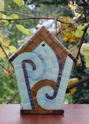 Будиночок для пташок, оздоблений мозаїкою6 фото