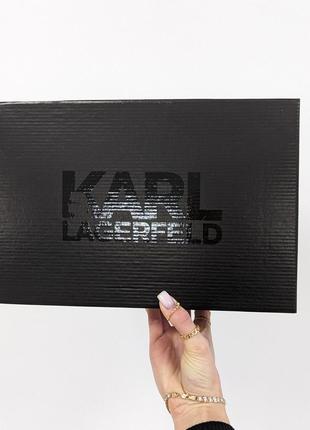Коробка karl lagerfeld маленька є