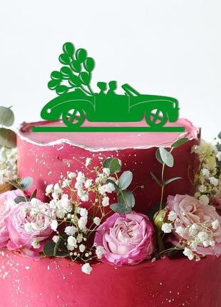 Фігурка на торт "наречені в автомобілі"3 фото