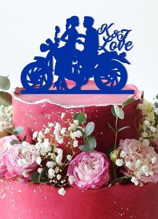 Именная фигурка на торт "жених и невеста на мотоцикле"4 фото