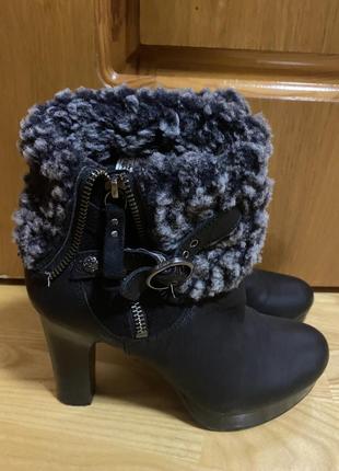 Кожаные ботинки ugg р.38