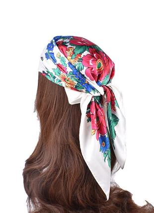 Платок белый в украинском стиле с цветами шелковый, 70*70 см3 фото