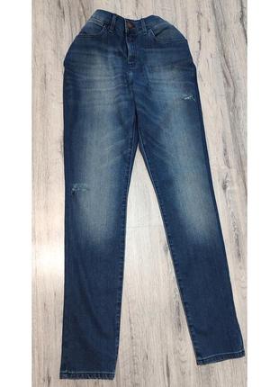 Фирменные стильные джинсы брюки брючины скинни узкие укороченные1 фото